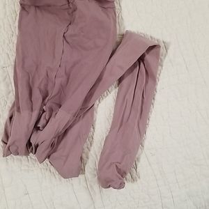 DKNY medium lavender tights